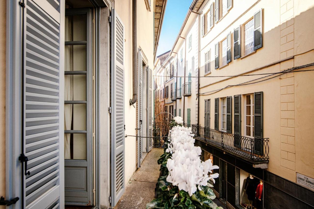 La Finestra Sul Duomo - The House Of Travelers Apartamento Como Exterior foto