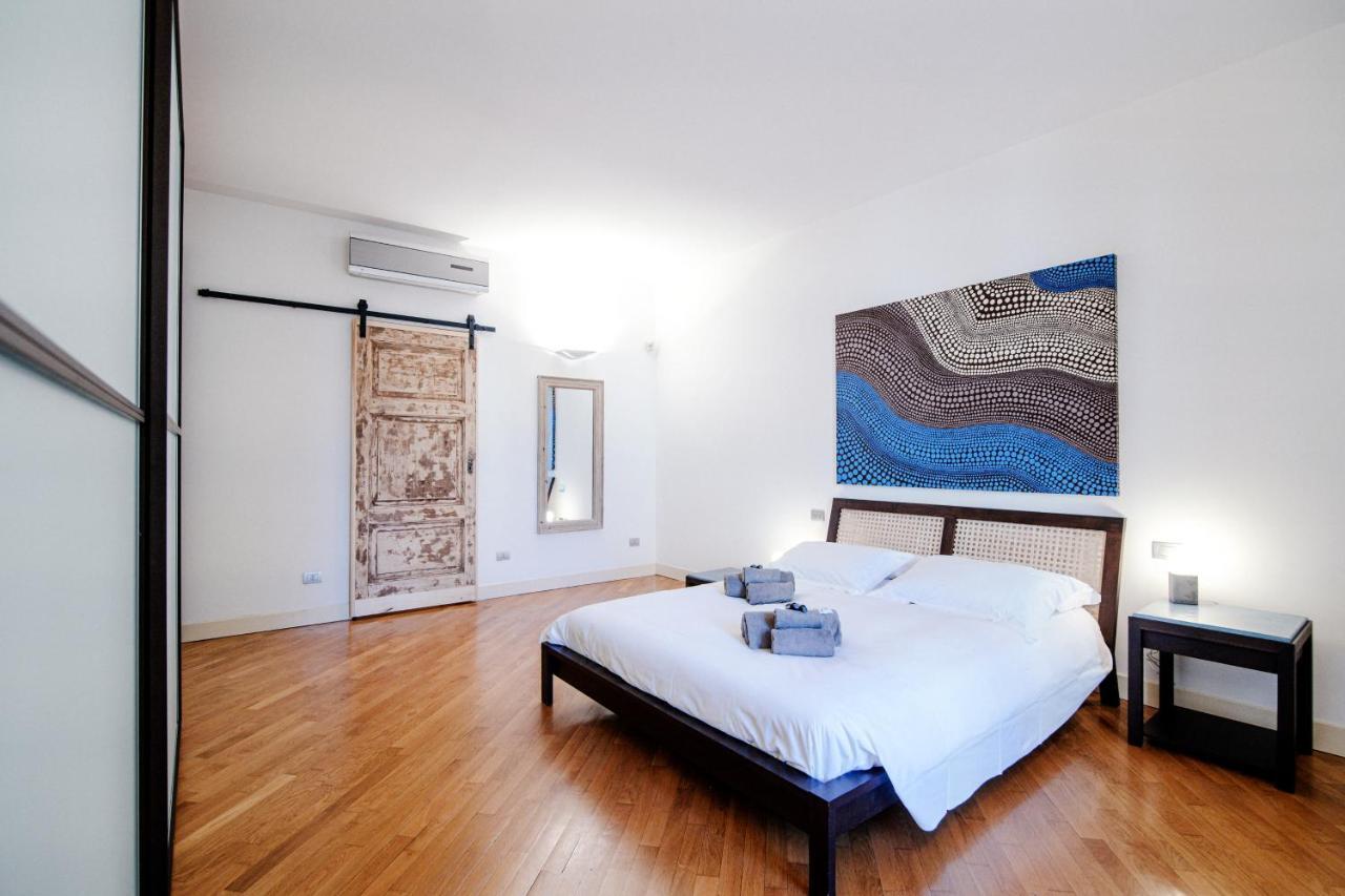 La Finestra Sul Duomo - The House Of Travelers Apartamento Como Exterior foto