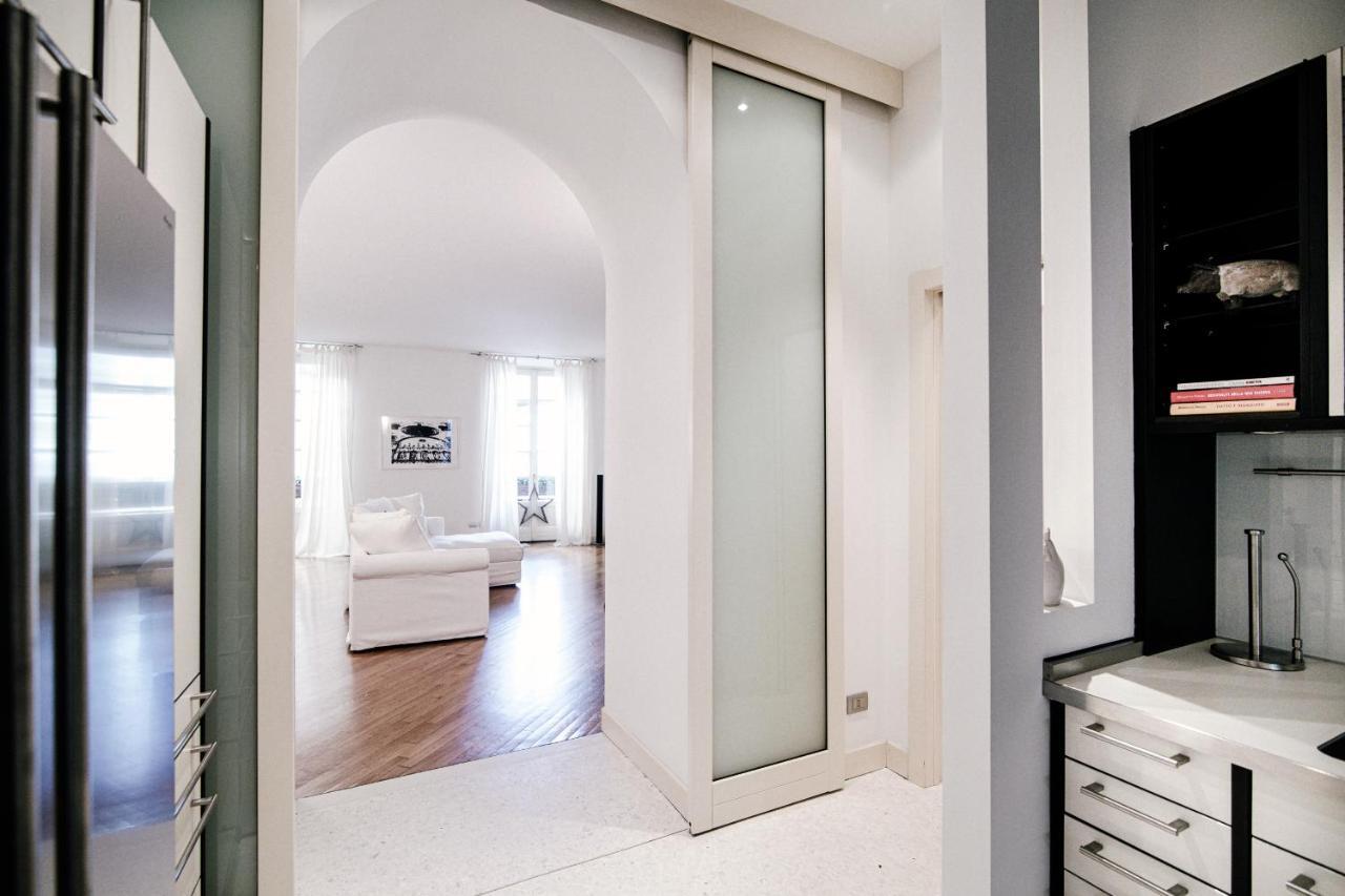 La Finestra Sul Duomo - The House Of Travelers Apartamento Como Exterior foto