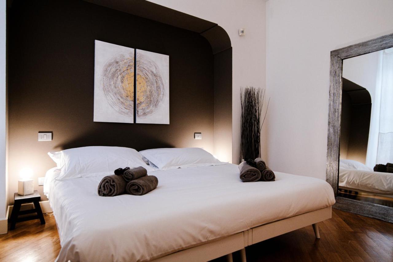 La Finestra Sul Duomo - The House Of Travelers Apartamento Como Exterior foto