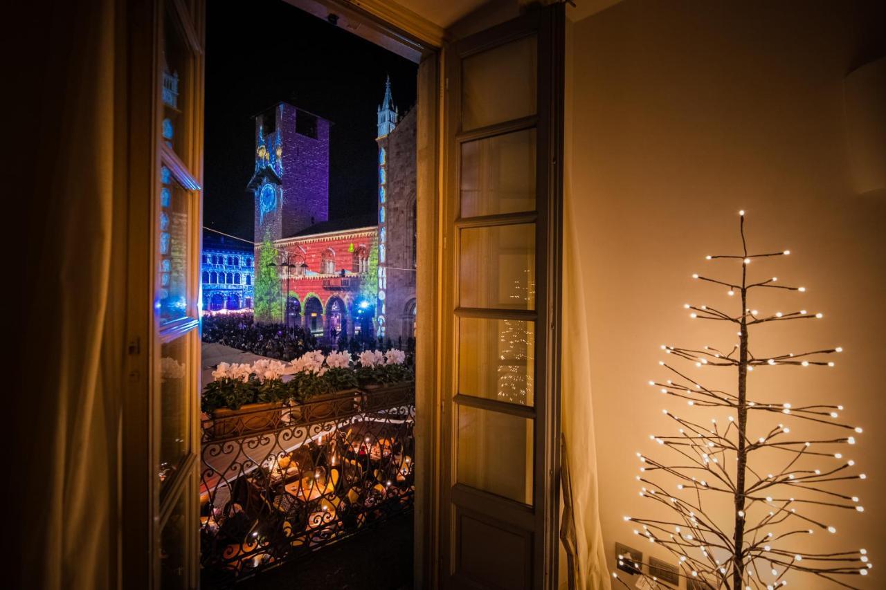 La Finestra Sul Duomo - The House Of Travelers Apartamento Como Exterior foto